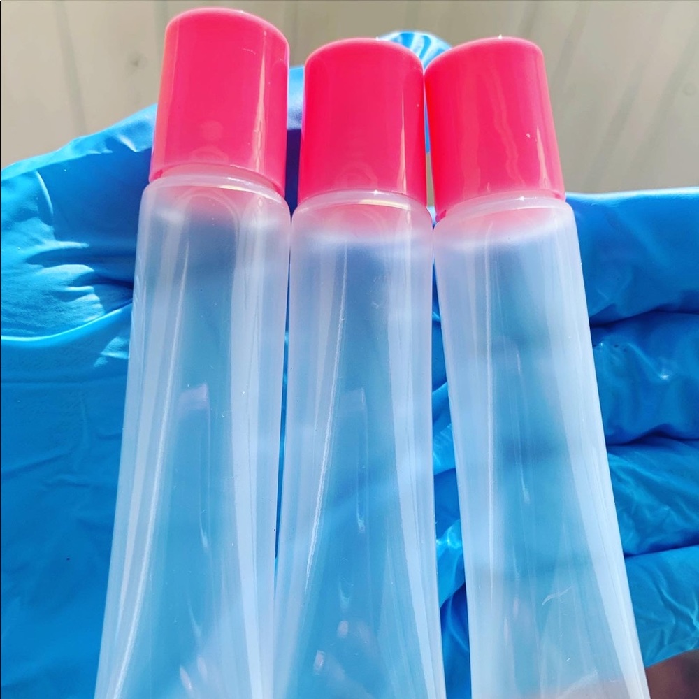 Squeeze tubes pink